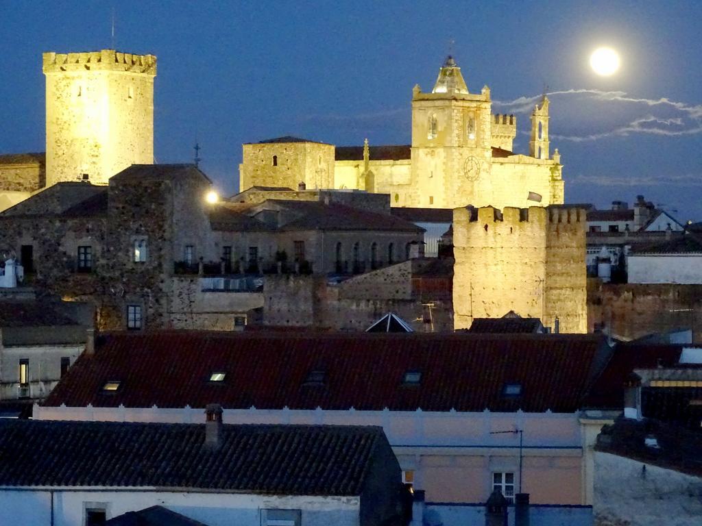Appartamento Atico77 Caces Esterno foto
